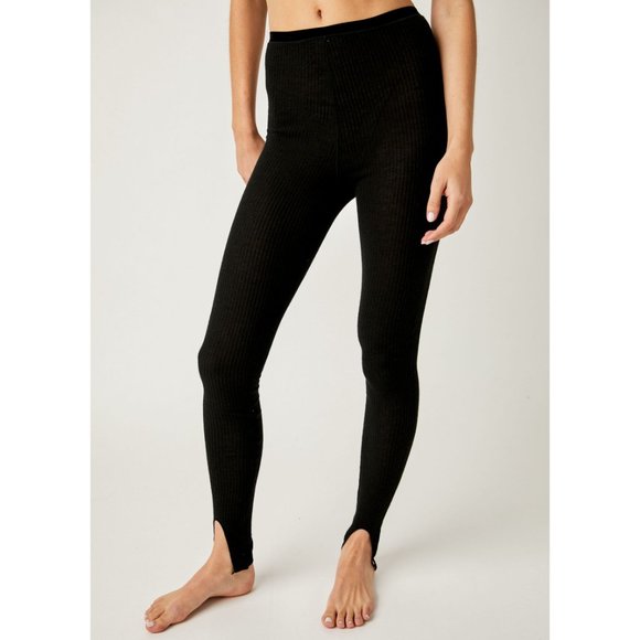 FREE PEOPLE Lux Life Leggings / Black - Picture 1 of 6